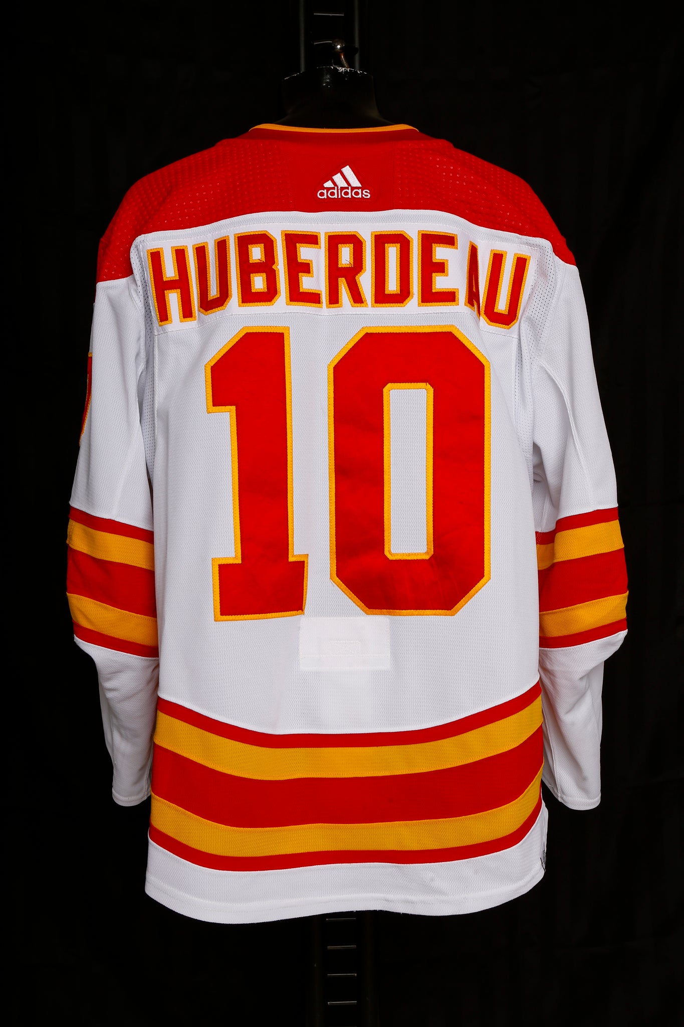 Calgary Flames: Jonathan Huberdeau 2022 - Officially Licensed NHL Remo in  2023